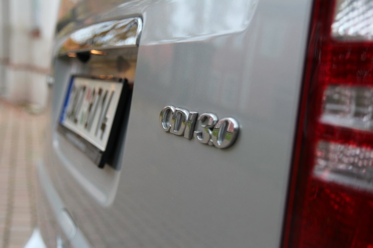 Mercedes Benz Viano - comfortable transfers in Europe