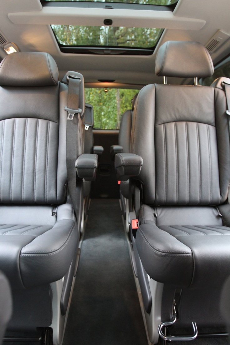 Mercedes Benz Viano - Minibus to hire