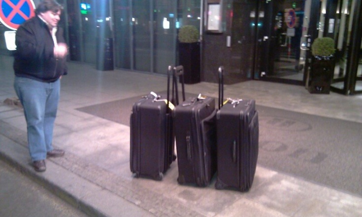 One way transfer from Berlin to Prague for Jose Hedderich